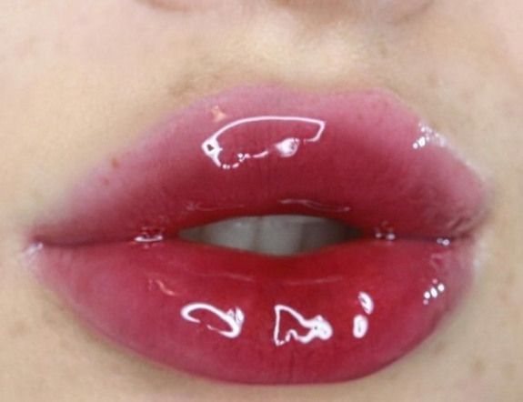 Featured image of post Lips Reference Photo Glossy